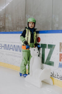 Eislaufen1 Web 23 24 77