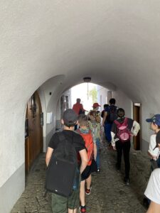 20240606 071644609 IOS