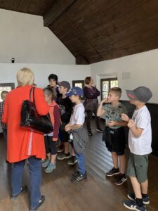 20240606 075402907 IOS