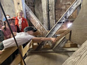 20240606 082028194 IOS