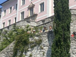 20250612 091109249 IOS