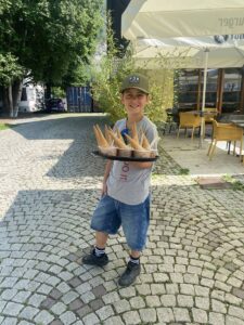 20250612 092304361 IOS