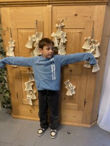 20251104 143829816 IOS